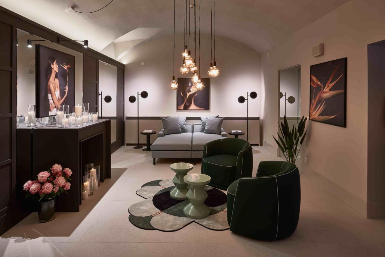 Falkensteiner Boutique Hotel Prague Luaran gambar The Spa at The Ivy Collection