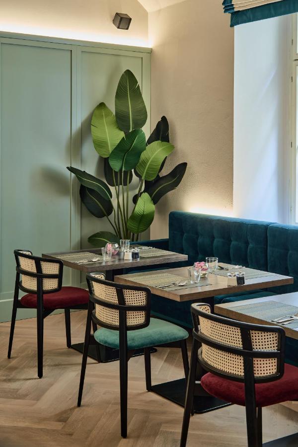 Falkensteiner Boutique Hotel Prague Luaran gambar Interior of the restaurant