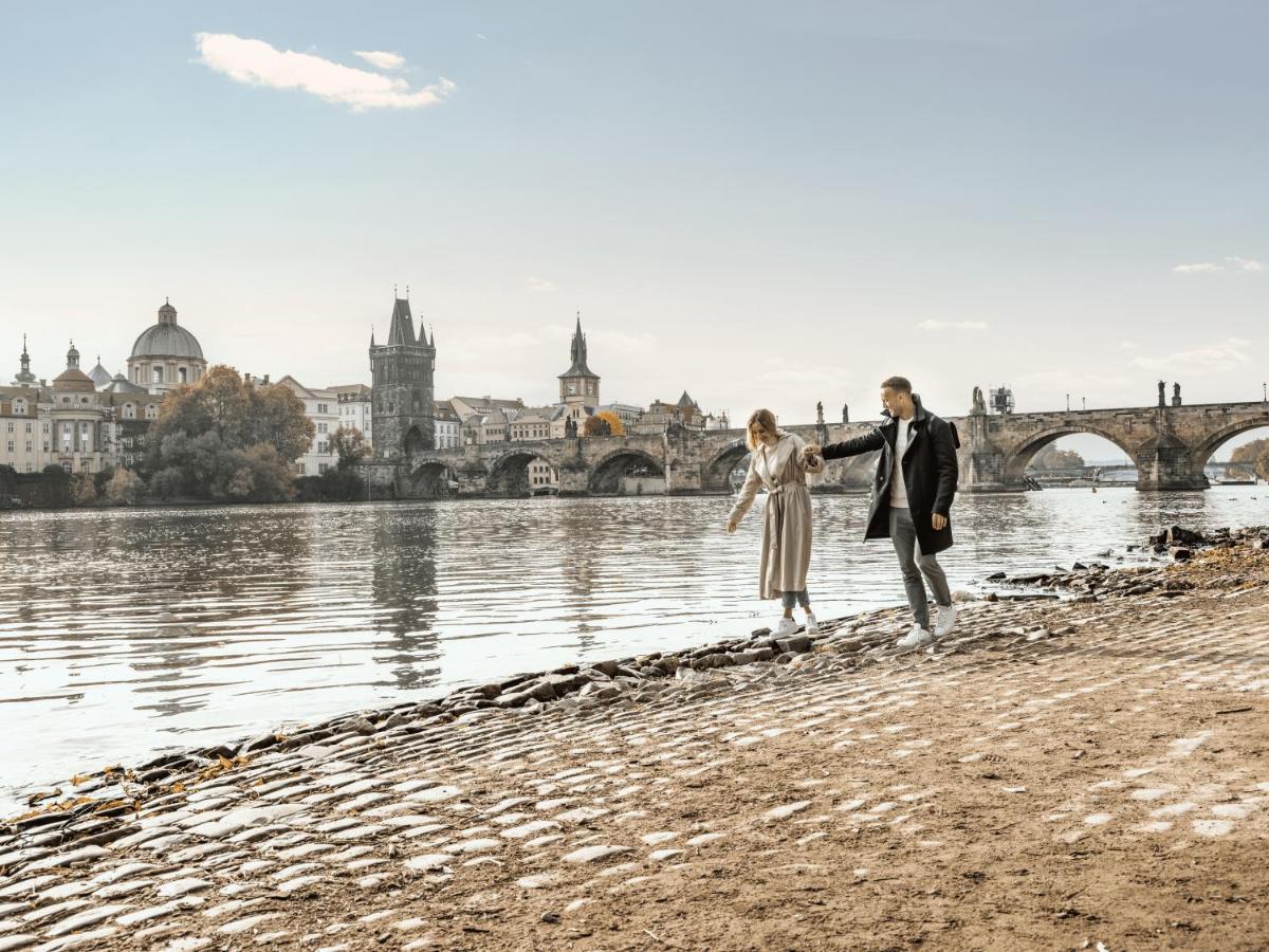 Falkensteiner Boutique Hotel Prague Luaran gambar The river in Toledo