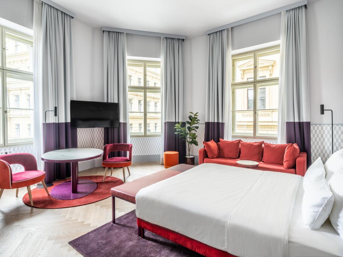 Falkensteiner Boutique Hotel Prague Luaran gambar Suite